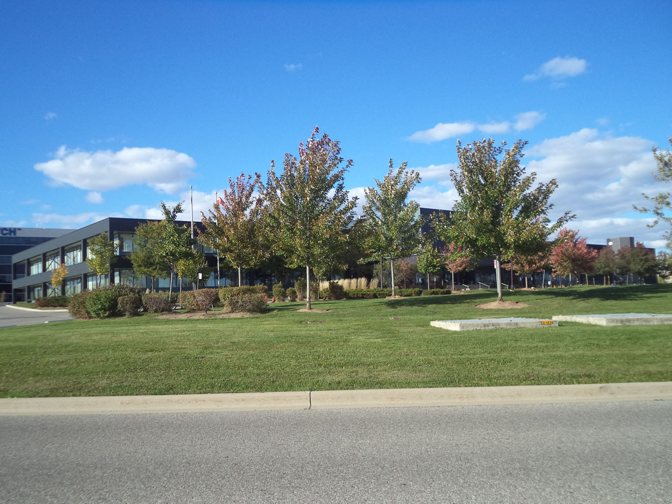 Hatch - 2800 Speakman